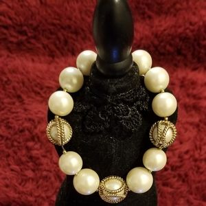 Carolee Faux Pearl Stretch Bracelet New With Tag